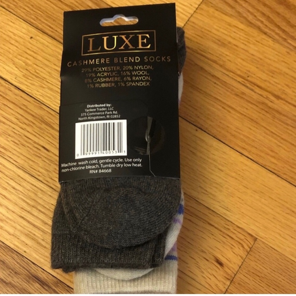 Luxe Cashmere Blend Socks - 1 pair Cream and Purple striped and 1 pair gray - Picture 3 of 4